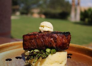 4s0oLgqE.jpeg Web 300x216