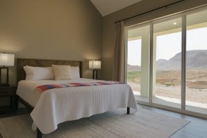 C8IGiDuQ Compressed 300x200