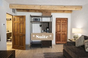 Suite Under 2MB 300x200