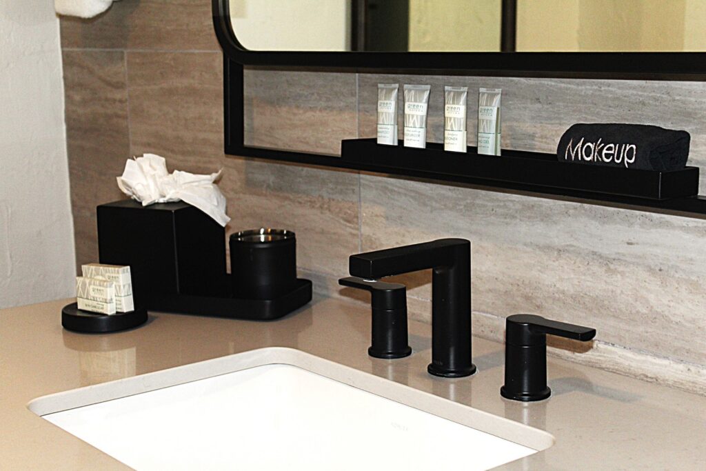One-bedroom suites