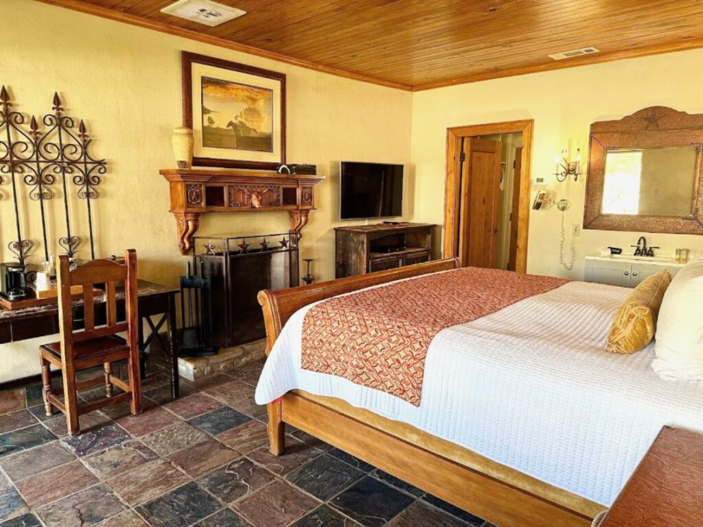 Deluxe Single King rooms