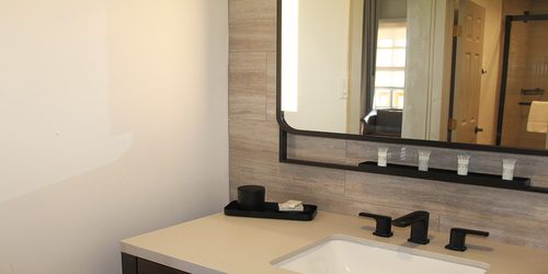 Deluxe Single King Junior Suites